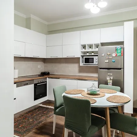 Cozy House In * Тирана