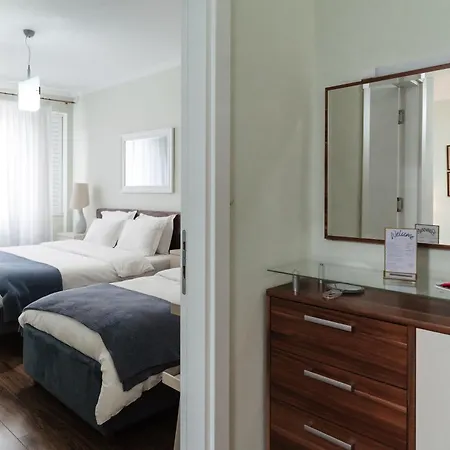 Cozy House In Apartament Tirana