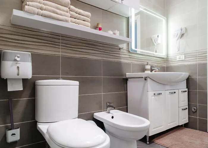 Cozy House In Apartmán Tirana